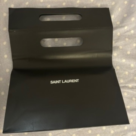 CASSANDRE MATELASSÉ LARGE FLAP WALLET IN GRAIN DE POUDRE LEATHER - Saint Laurent - Picture 8 of 8